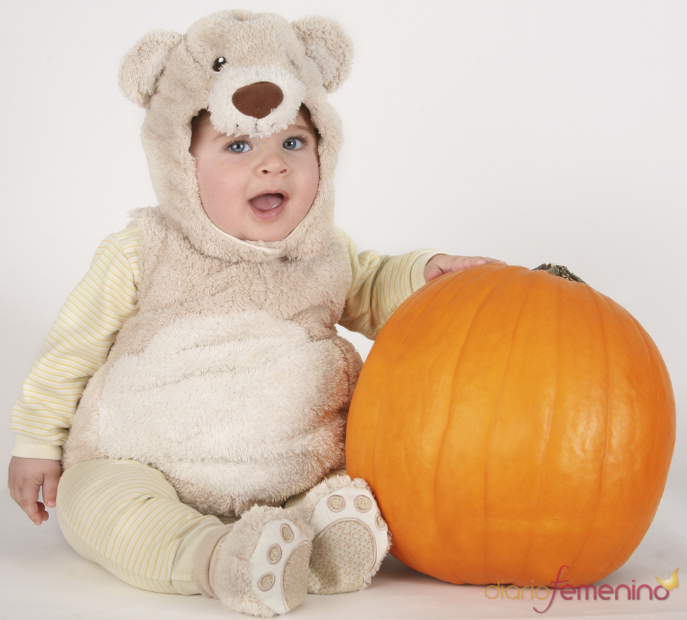 Oso bebé por Halloween