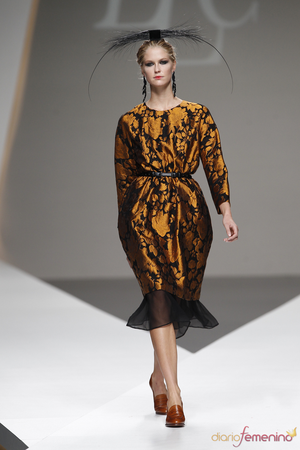 Vestido globo firmado por Lluis Corujo en la Madrid Fashion Week