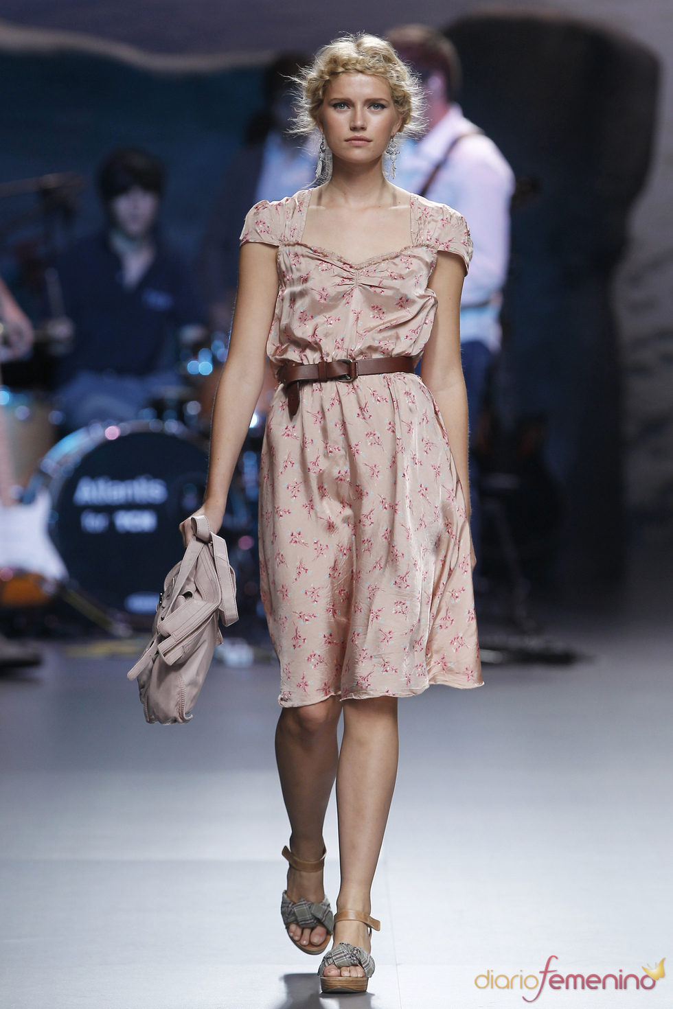 Romántico vestido de TCN para la Madrid Fashion Week Romántico vestido de TCN para la Madrid Fashion Week