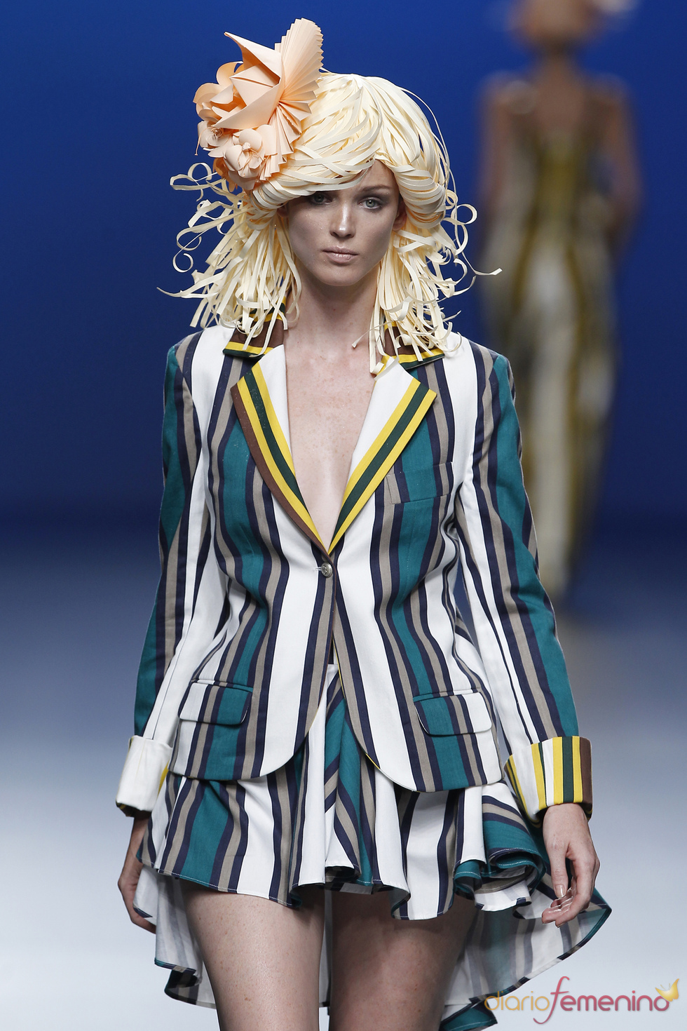 Carlos Díez apuesta por los volantes para la primavera de 2011 Carlos Díez apuesta por los volantes para la primavera de 2011