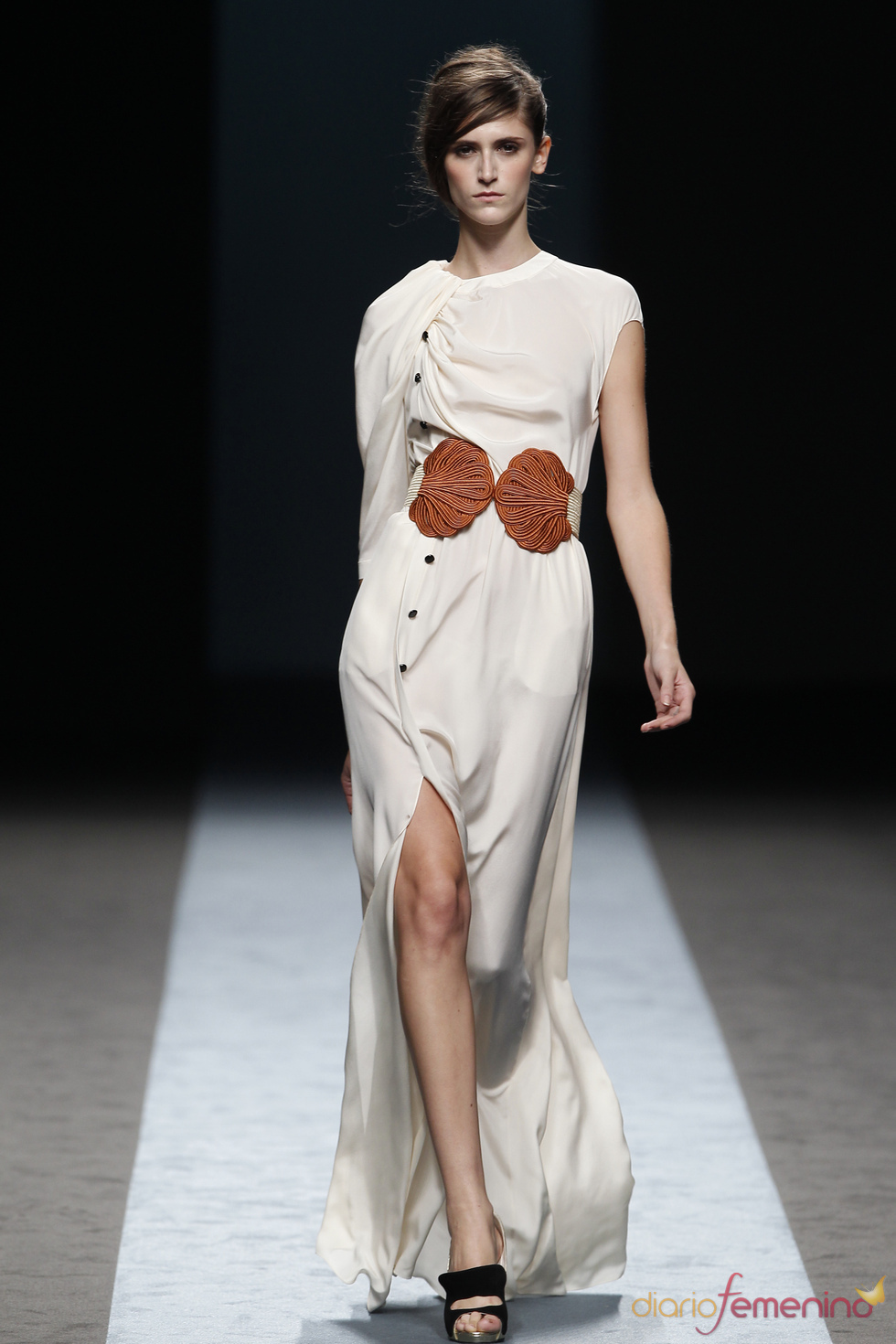 Miguel Palacio da un toque de glamour a la Cibeles Madrid Fashion Week Miguel Palacio da un toque de glamour a la Cibeles Madrid Fashion Week