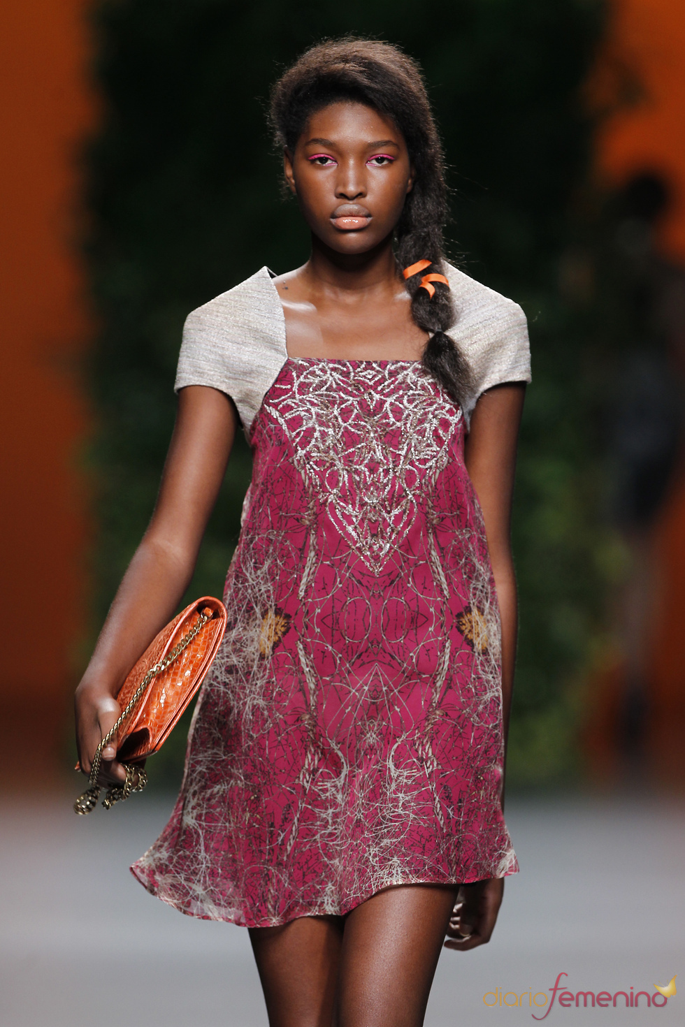 Vestido coqueto de Devota & Lomba para la primavera-verano 2011