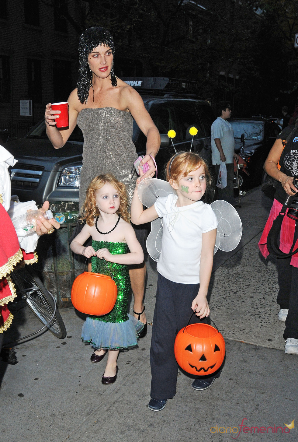 Brooke Shields y sus hijas Grier y Rowan en Halloween