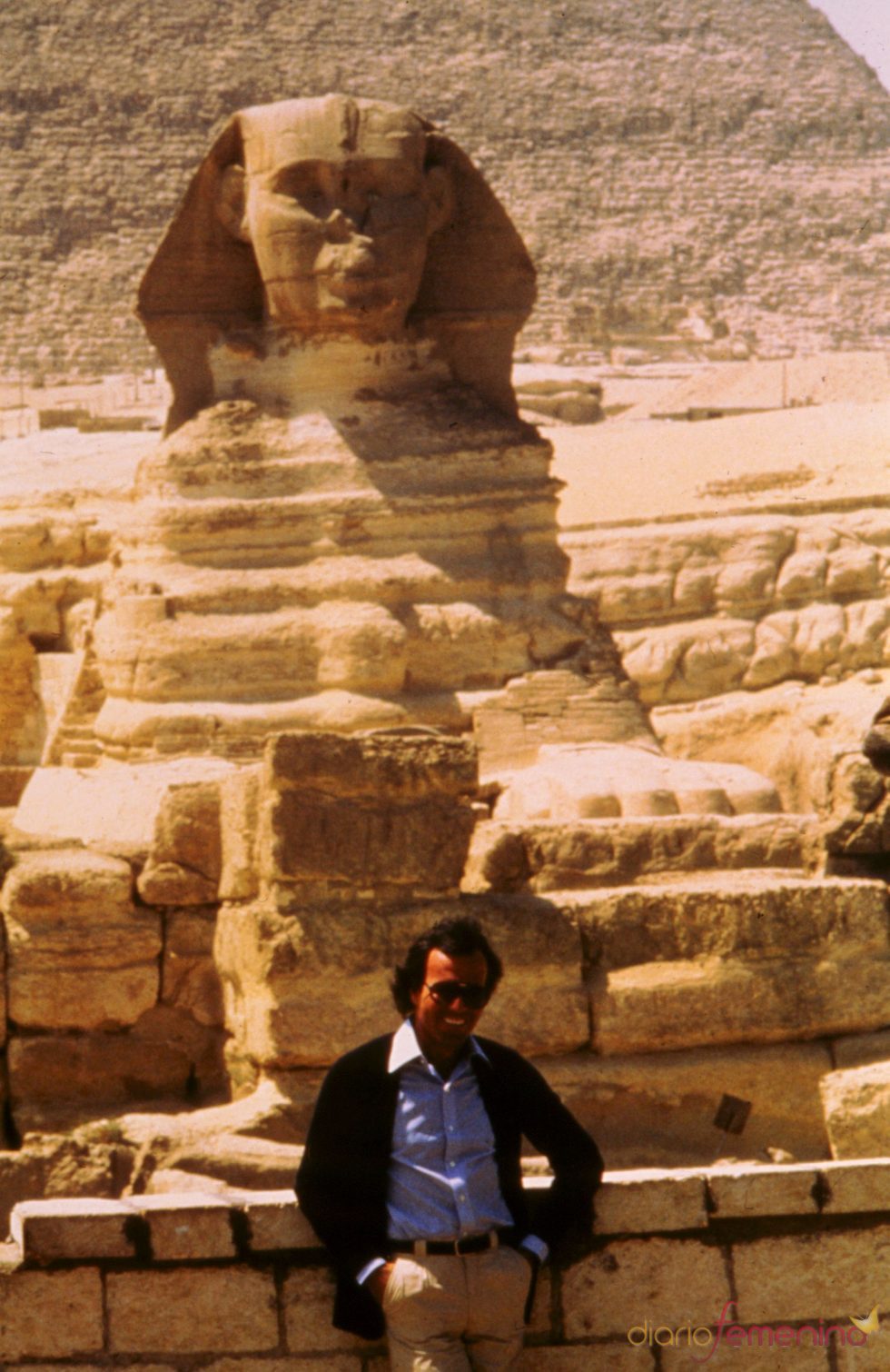 Julio Iglesias en las Pirámides de Guiza