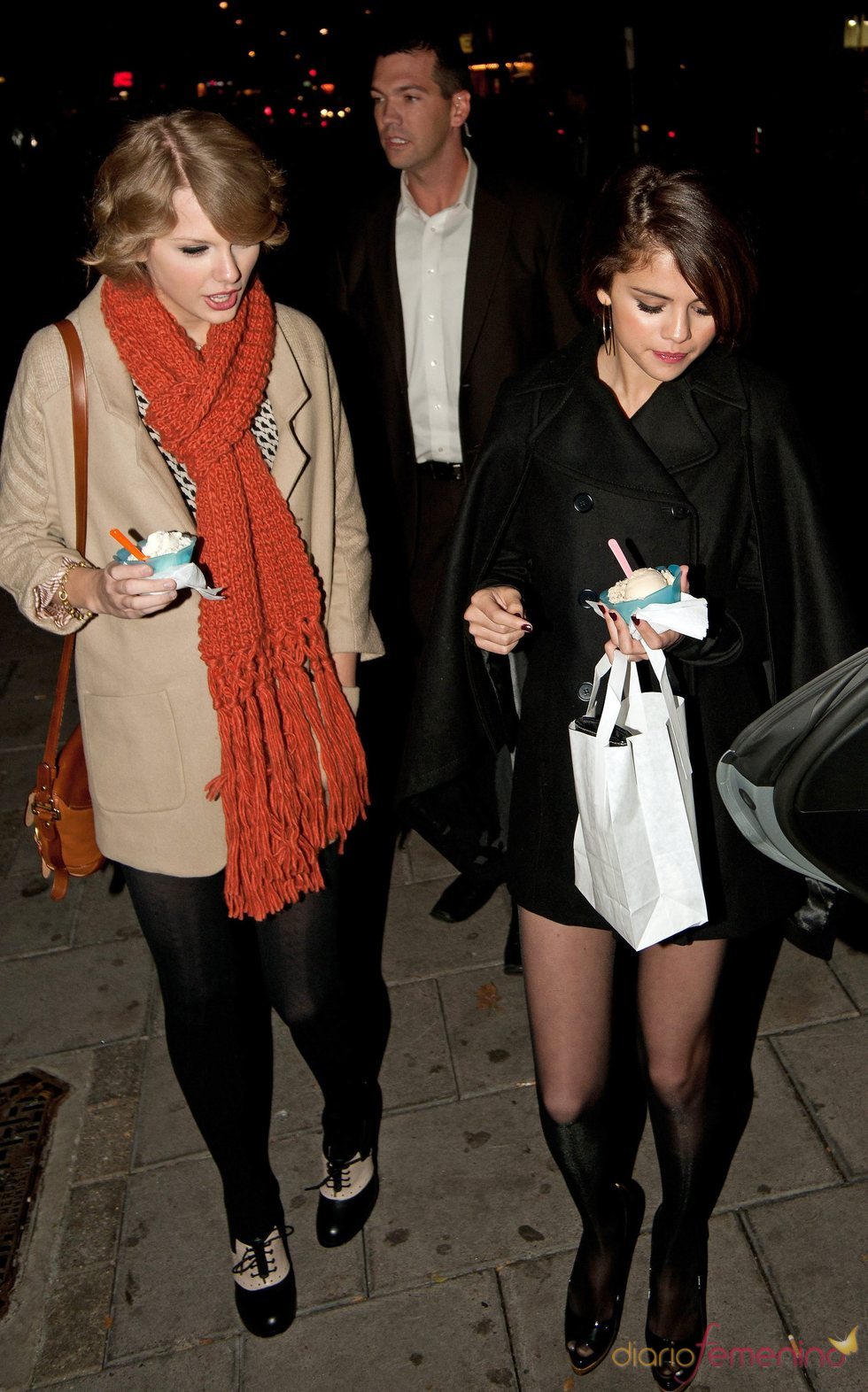Taylor Swift y Selena Goimez coinciden en Londres