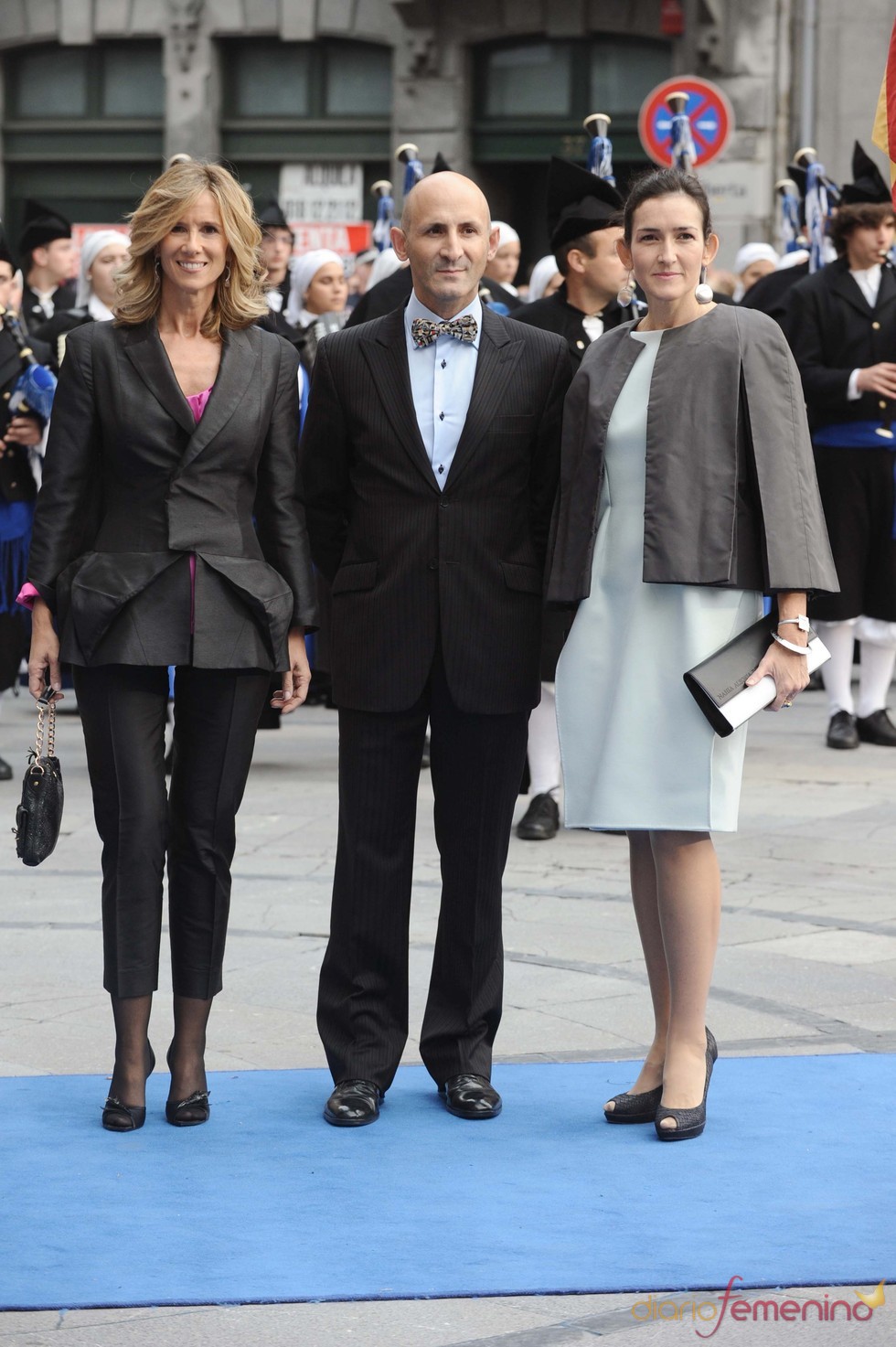 Cristina Garmendia, Modesto Lomba y Ángeles González Sinde en los premios Príncipe de Asturias