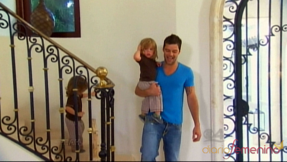 Ricky Martin con sus dos pequeños