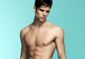 Pantalones con esencia sport chic