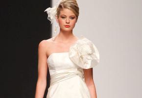 Propuestas de Rubén Perlotti en Cibeles Novias 2010