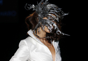 Carlos Haro presenta colección en Cibeles Novias 2010