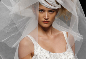Camila Elbaz en Cibeles Madrid Novias 2010