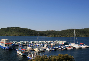 Vacaciones en un barco por el Alentejo portugués