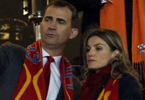 Felipe y doña Letizia sufren con 'La Roja' en la final del Mundial