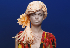 El blanco y las rayas, apuestas de Carlos Díez en Cibeles