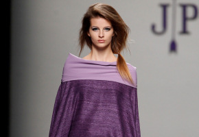 Jesús del Pozo mima a la mujer en Cibeles Madrid Fashion Week