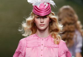 Alma Aguilar llena de romanticismo la Cibeles Madrid Fashion Week