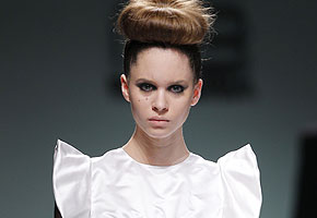 María Barros - Pasarela Cibeles 2010