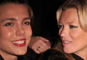 El desfile de Etam en el Gran Palacio de París reúne a numerosos rostros conocidos