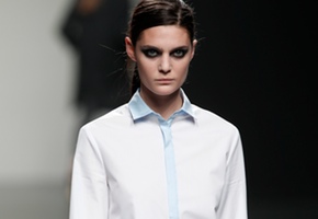 Desfile Ángel Schlesser en Cibeles 2011