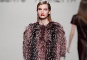 Desfile de Roberto Torretta en la pasarela Cibeles 2011