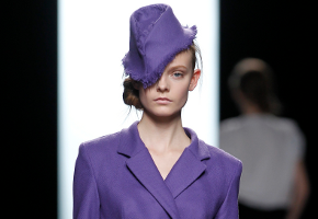 Desfile de Juanjo Oliva en la pasarela Cibeles 2011