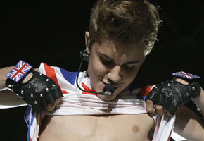 Justin Bieber cumple 19 años: sus 19 fotos más sensuales