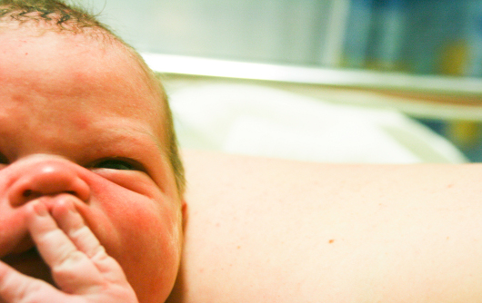 acostar recien nacido