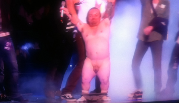 El desnudo de Jackass en los MTV EMA Madrid