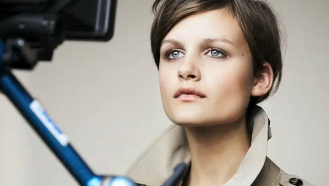 Burberry lanza una nueva línea de maquillaje: Burberry Beauty