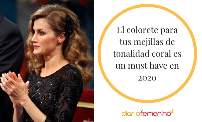 Las mejillas de color coral son lo más top de 2020