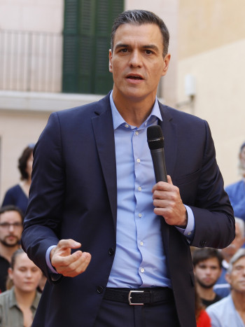 Soñar con Pedro Sánchez: el significado de los políticos en sueños