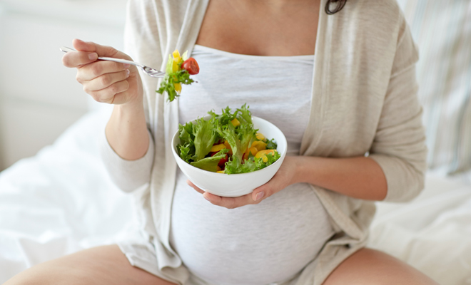 Que alimentos no comer durante el embarazo