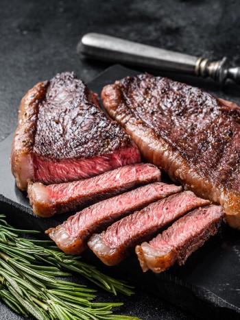 Soñar con carne: llénate de energía y fuerza