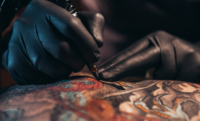 Diferentes diseños de tatuajes de aliens o extraterrestres