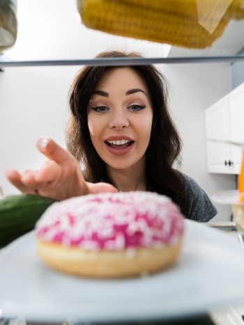 Causas del hambre antes o durante la menstruación: ¿se trata de ansiedad?