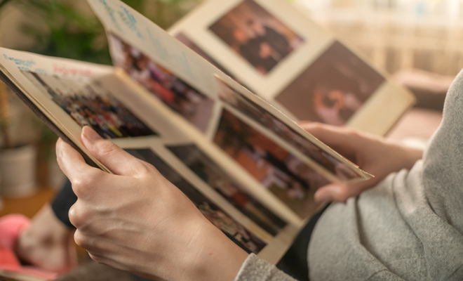 Interpretación de soñar con amigos del pasado o de la infancia