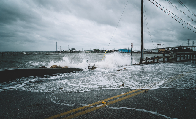 Significado de soñar con un desbordamiento de río o de mar