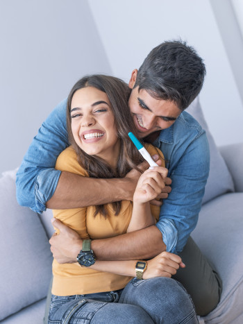 Soñar que estás embarazada de la persona que te gusta: expectativas altas