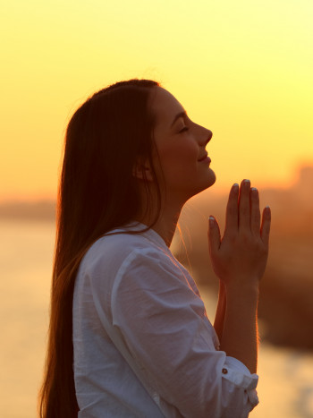 Lindas oraciones para San Valentín: rezos de amor, fidelidad, amistad...