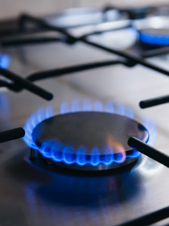 El significado de soñar con olor a gas: ¿tu vida a punto de explotar?