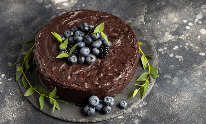 Receta de tarta de chocolate con arándanos