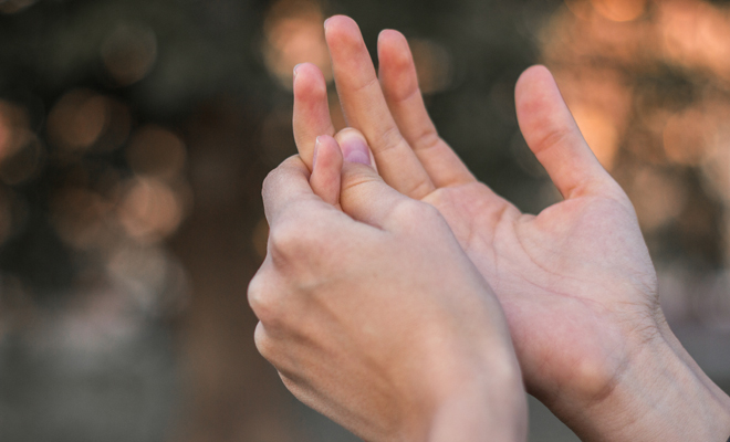 ¿Es grave el hormigueo de las manos?