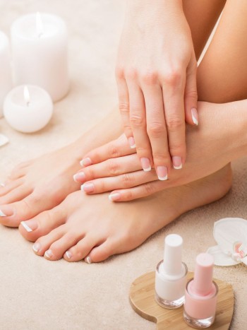 ¿Puedo ponerme uñas postizas si tengo hongos? Todo lo que debes saber