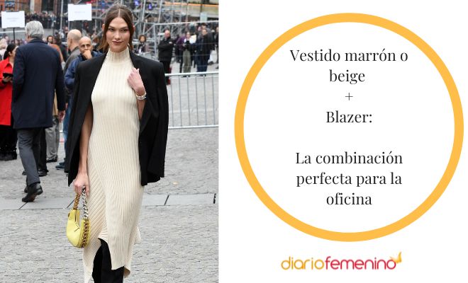 Look de oficina con un vestido marrón o beige