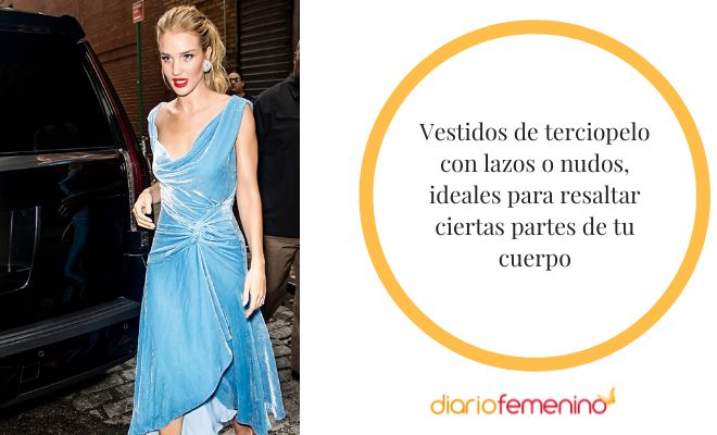 Cómo combinar un vestido de terciopelo con lazos o nudos