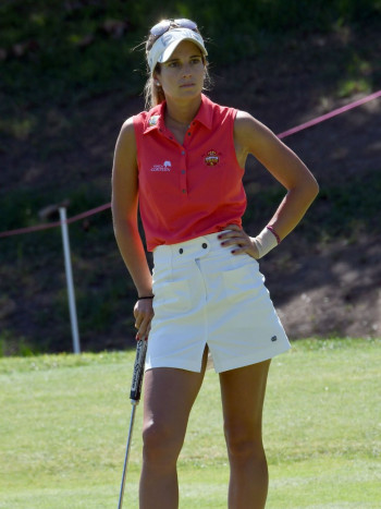 Cómo vestirse para jugar al golf: prendas específicas y muy necesarias