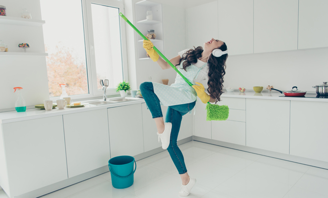 La mujer como administradora del hogar