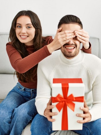 ¡Felices 20! Frases de cumpleaños para tu novio que demuestran tu amor