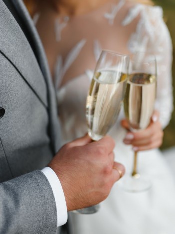 Discursos de boda para un amigo: haz que su día sea aún más especial