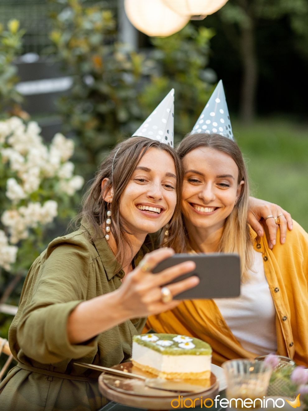 Frases de 30 cumpleaños para una amiga que le harán sentir especial, image size:990x1320